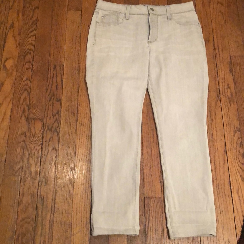 Off white legging jeans petite.